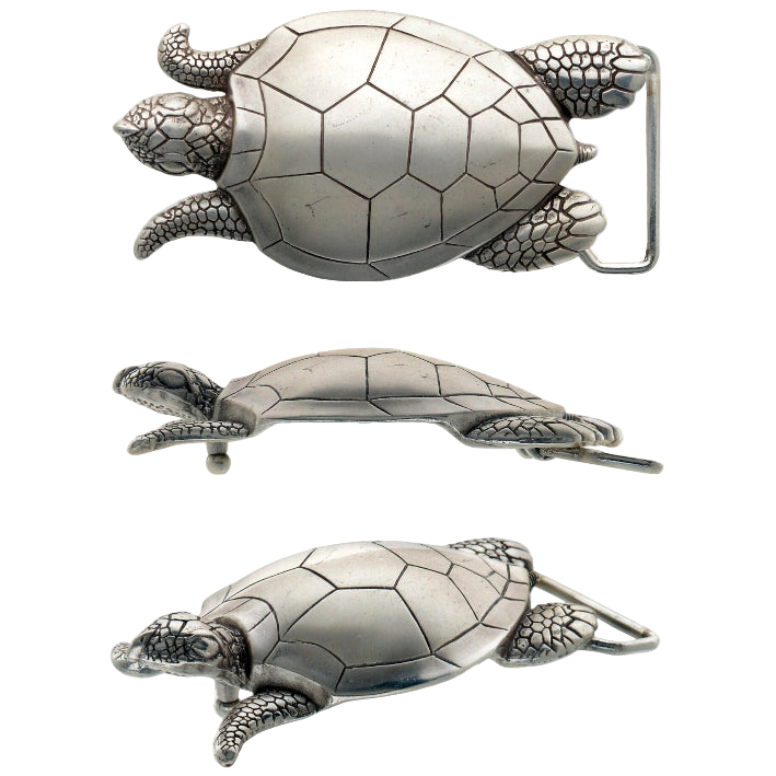 Silver sea turtle belt buckle, a unique animal design fashion accessory. Italian-designed jewelry.
