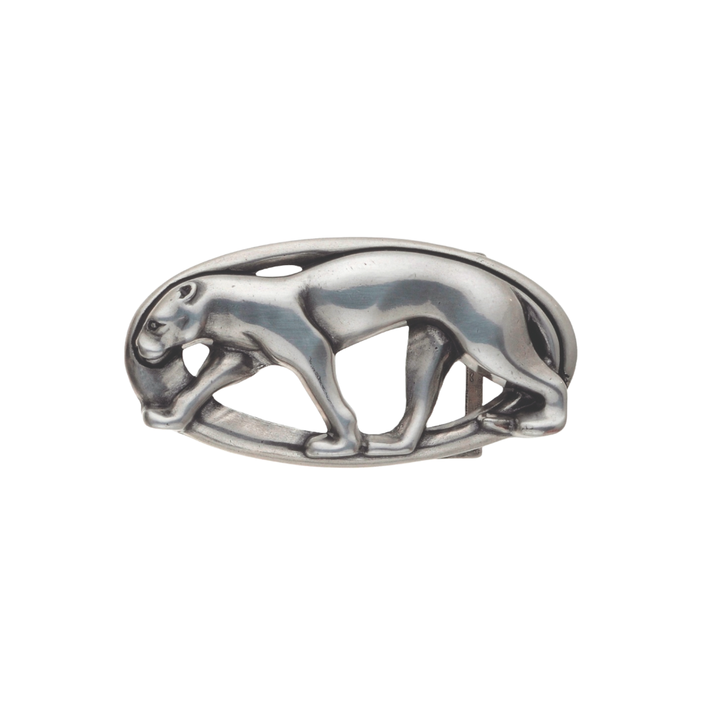 Detailed polished silver panther belt buckle, a bold and unique fashion accessory with an animal-themed Italian design.
