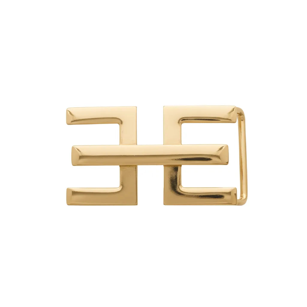 Double E 30mm belt buckle in Light Gold. Designed in Italy, zamak build, refined everyday style.