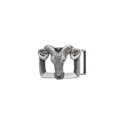 Silver ram head belt buckle, a unique fashion accessory with an Italian design.